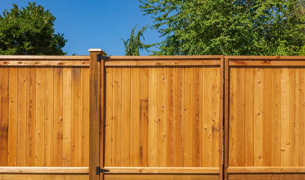 Gates fence